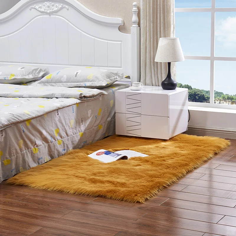 

Modern Machine-Washable Imitation Wool Carpet for Home Long Hair Rug for Bedroom Living Room Coffee Table Easy Clean Padding