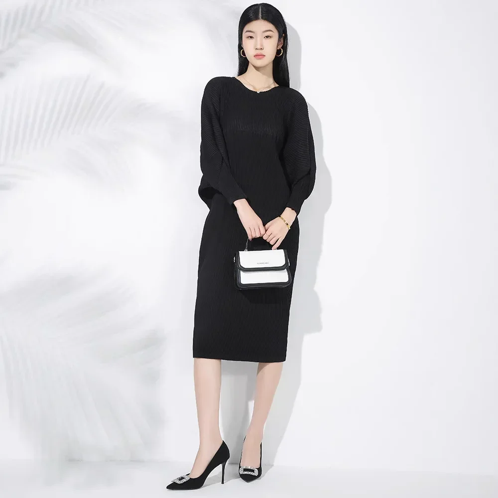 Miyake Pleated Thick Material Dress Women's 2025 Spring New Solid Color Bat Sleeve Round Neck Pullover Loose Large Size Skirt