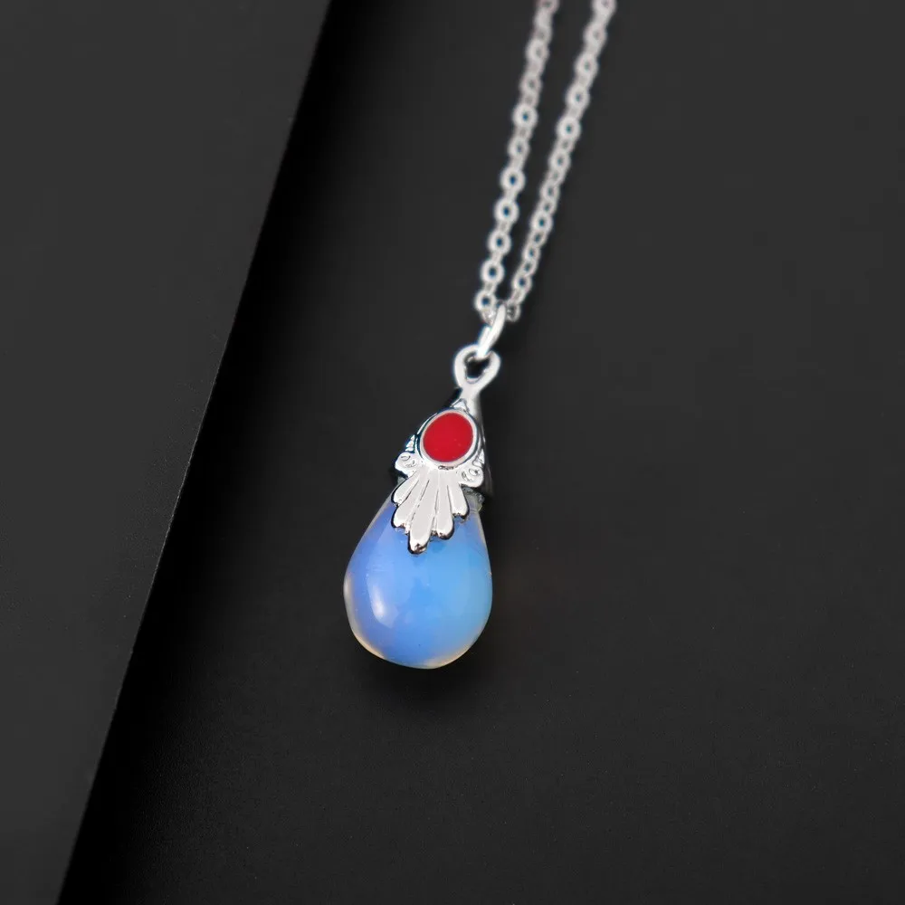 Drop-Shaped Moonstone Pendant Necklace Women\'s Necklace Fashion Metal Sliding Crystal Inlaid Pendant Accessories Party Jewelry