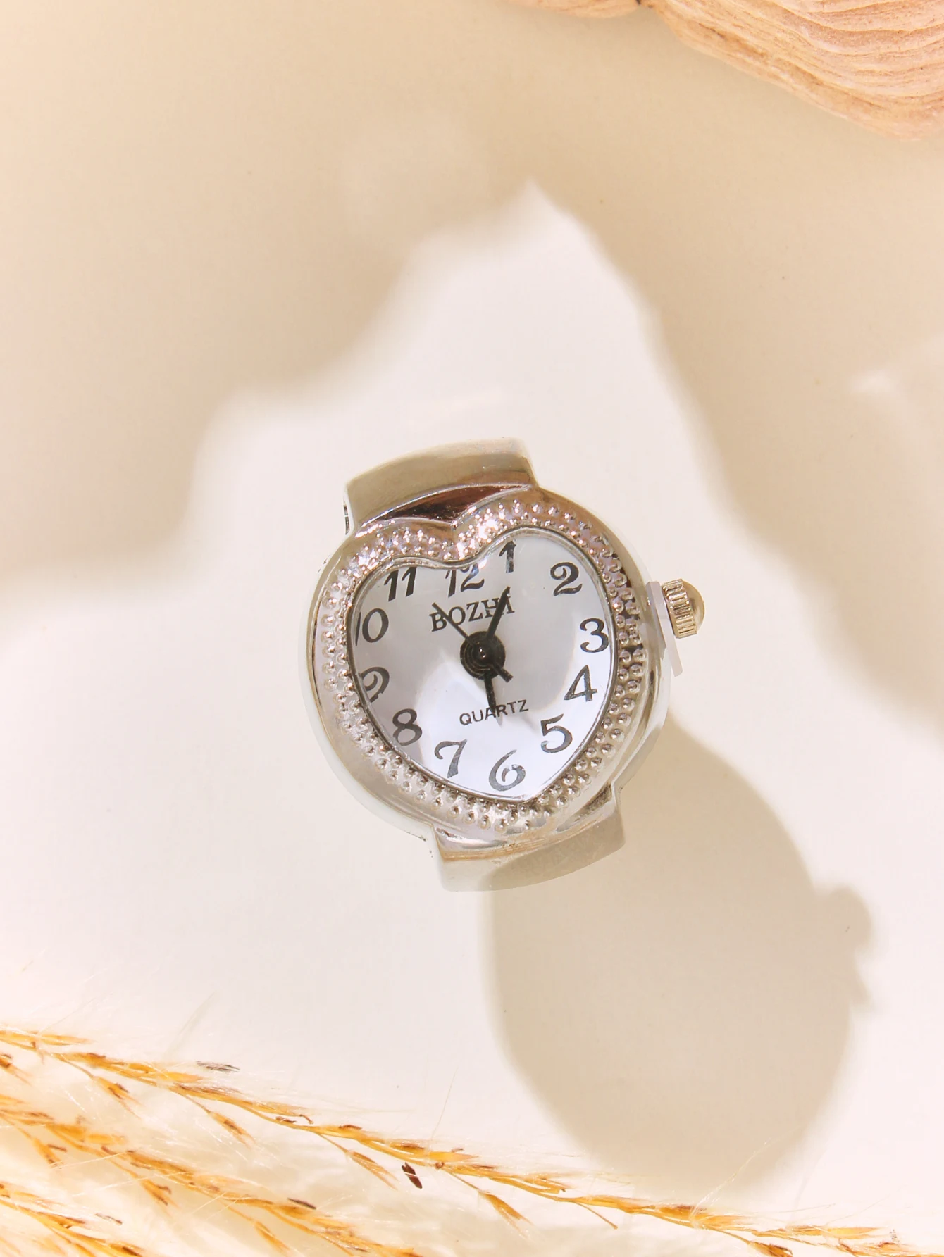 Heart Finger Ring Watch Round Creative Quartz Watches Fashion Couple Watches Accessories