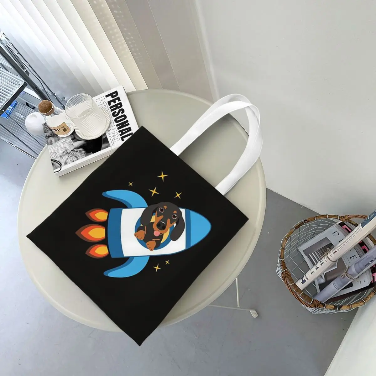 กระเป๋าผ้าแคนวาสลายดัชชุนด์สุดฮา รูปทรงจรวดอวกาศ กระเป๋าสะพายไหล่พับได้สำหรับสาวๆ ใช้สำหรับเดินทาง