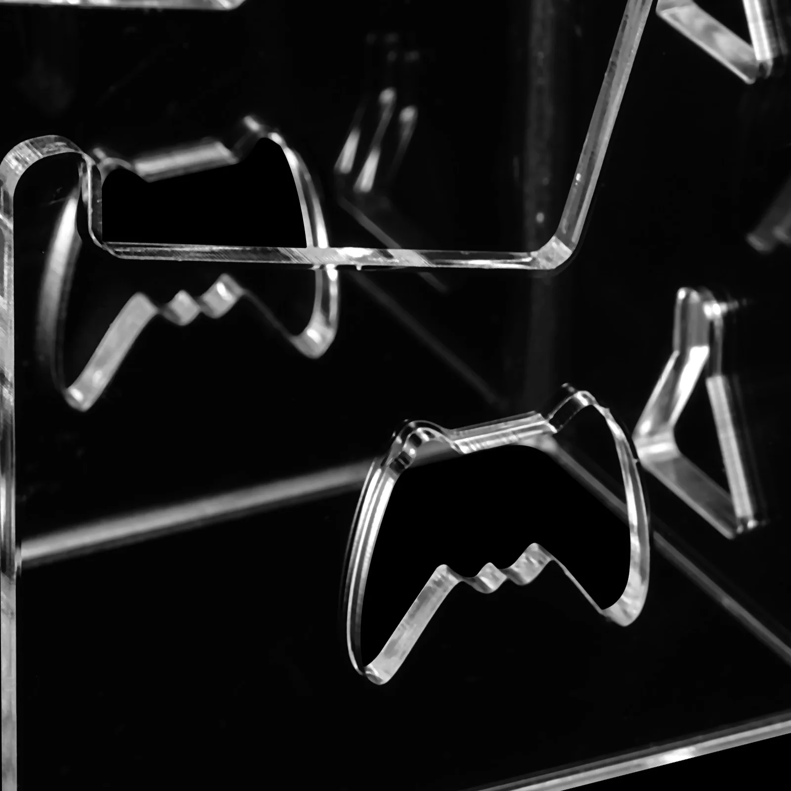 

Game Controller Holder Gaming Controller Stand Compatible with Xbox Storage Rack Organizer Display Holder for Gaming Setup