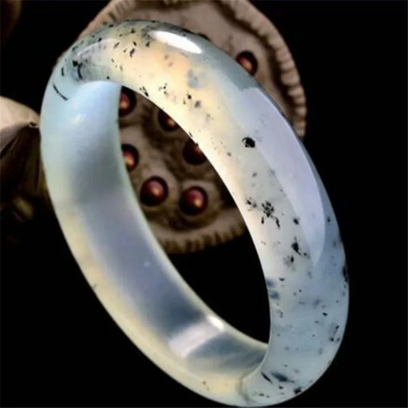 Fashionable, minimalist, translucent bracelet with painting design; natural blue and white ink wash jade brace