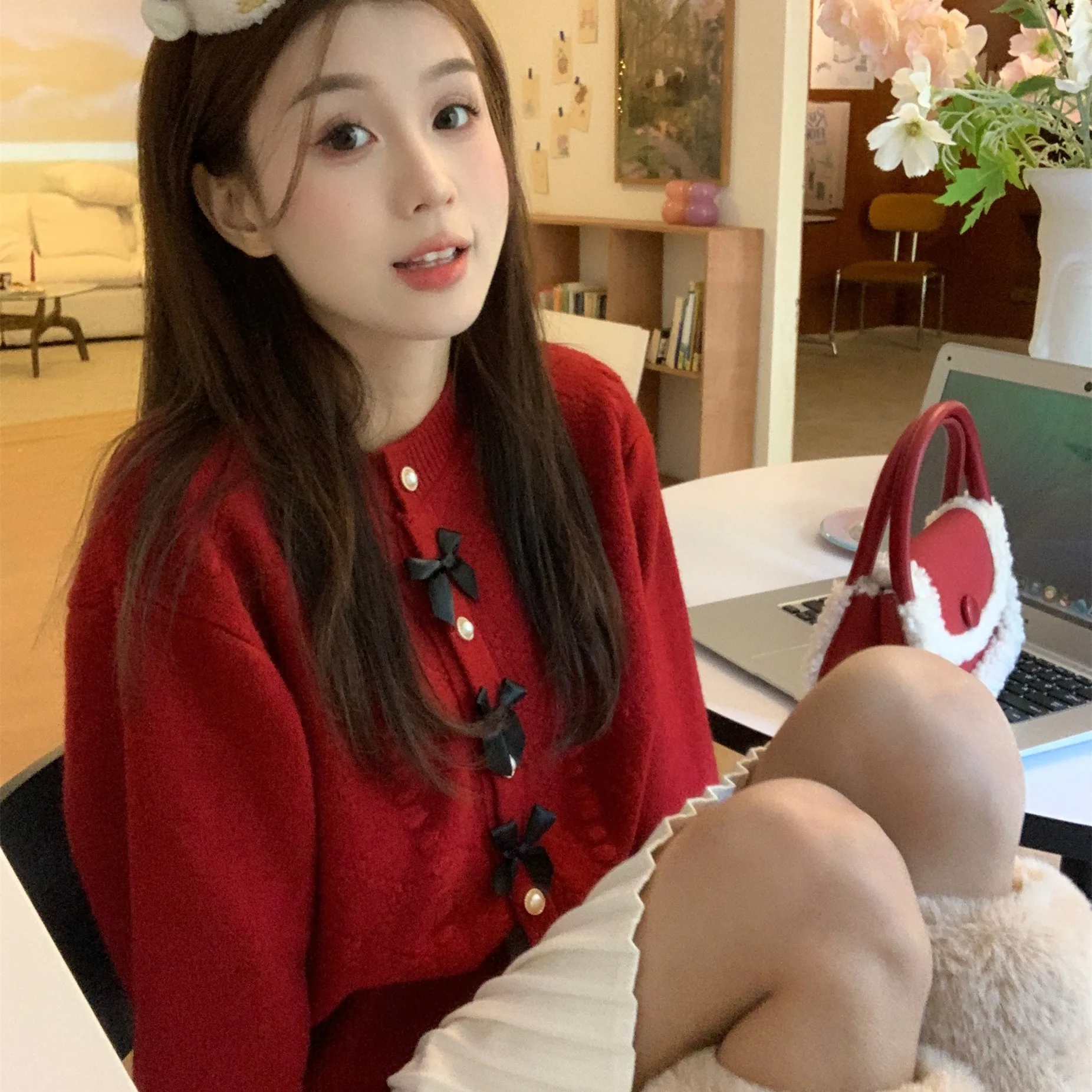 

Корейский милый вязаный кардиган с узлом, круглый вырез, открытый, весна 2026, новинка, женский топ, дизайн для омоложения