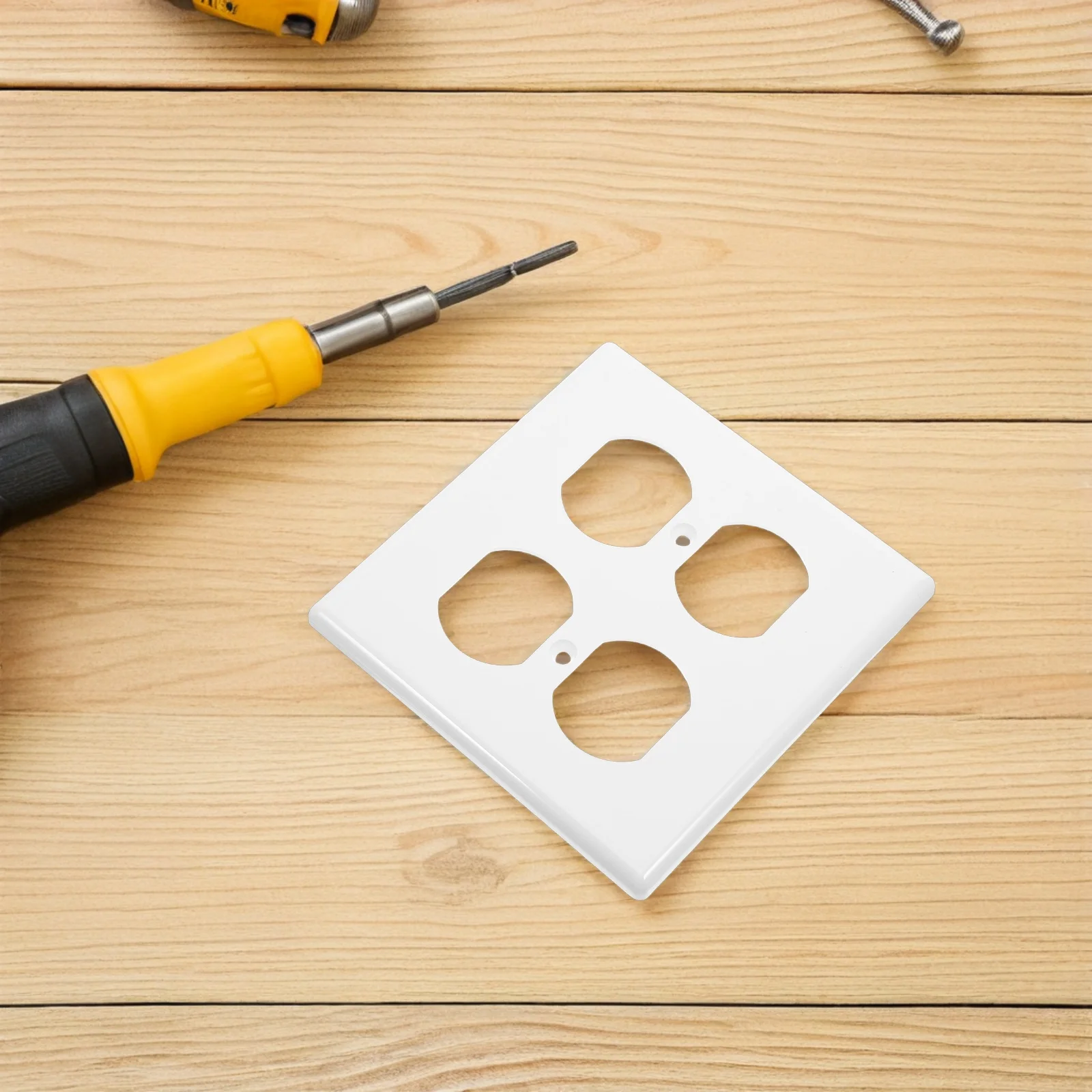 

4pcs Wall Outlet Plate 4-Gang Electrical Cover Panel Flame Retardant Scratch Resistant For Living Room Bedroom Kitchen Bathroom