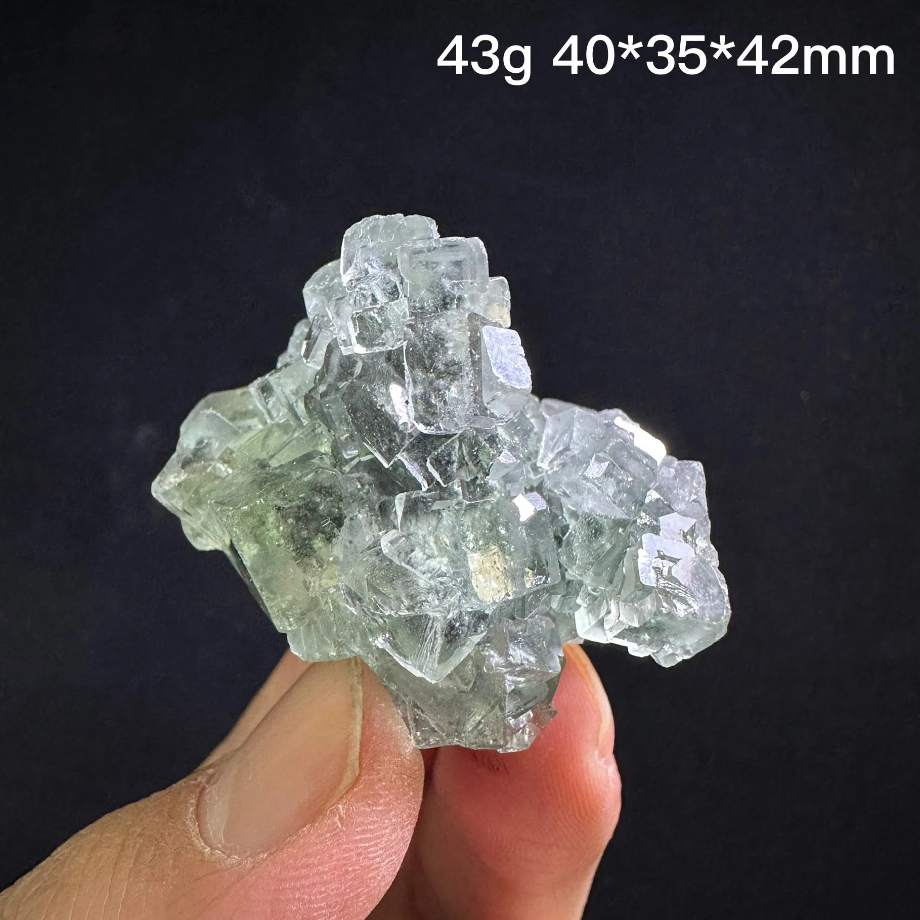 Natural fluorite Xianghualing green fluorite mineral specimen crystal quartz cluster rock gift treatment stone home decoration