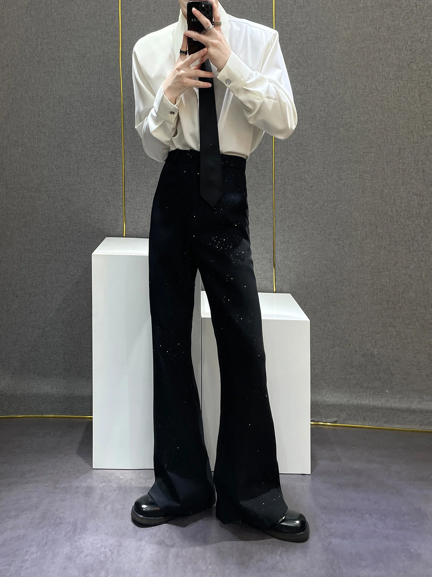 

Black Straight Leg Men's Pants Glittering Sequins Fashionable Urban Style Spring Summer Cool Wind Long Polyester Fiber