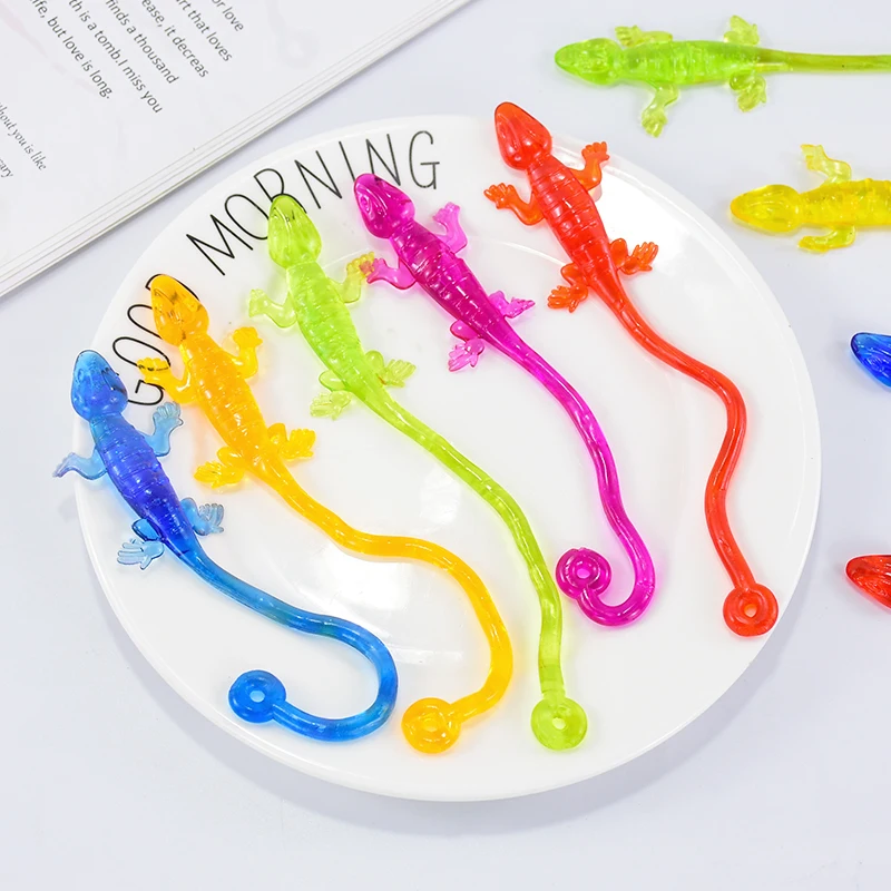 

10pcs/bag Colorful Sticky Retractable Gecko Elastic Stretchable Reptile Toys Kids Birthday Gifts Party Favors Funny Target Ball
