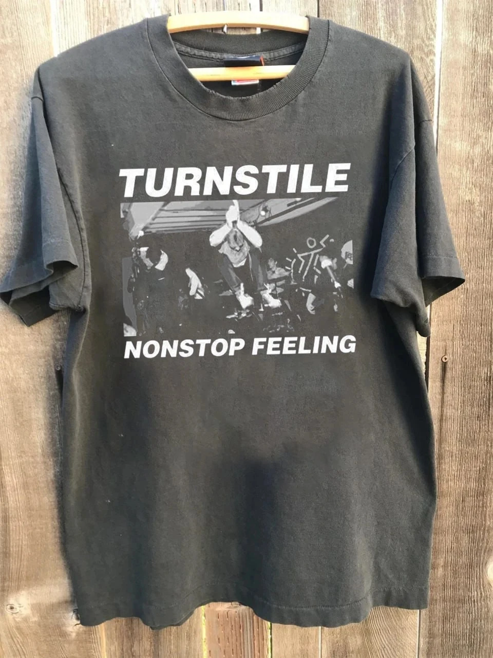 Camiseta Uninterrupted Feeling de la banda Turnstile, réplica en gris carbón, camiseta estampada para fanáticos, para uso diario al aire libre, para hombres y mujeres