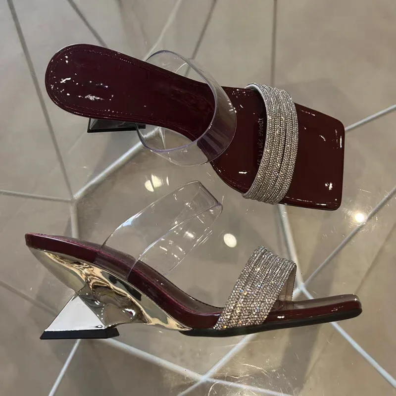 

Women's Fashion Slippers Summer New Rhinestone Fine Belt Shaped Wedge Square Head Temperament High Heels Luxury Women High Heels