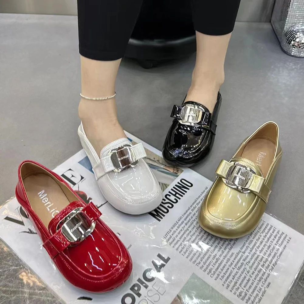 Fashion Women Loafers Plus Size Casual Women Shoes Slip On Female Flat Shoes Designer Women Mullers Patent Leather Shoes