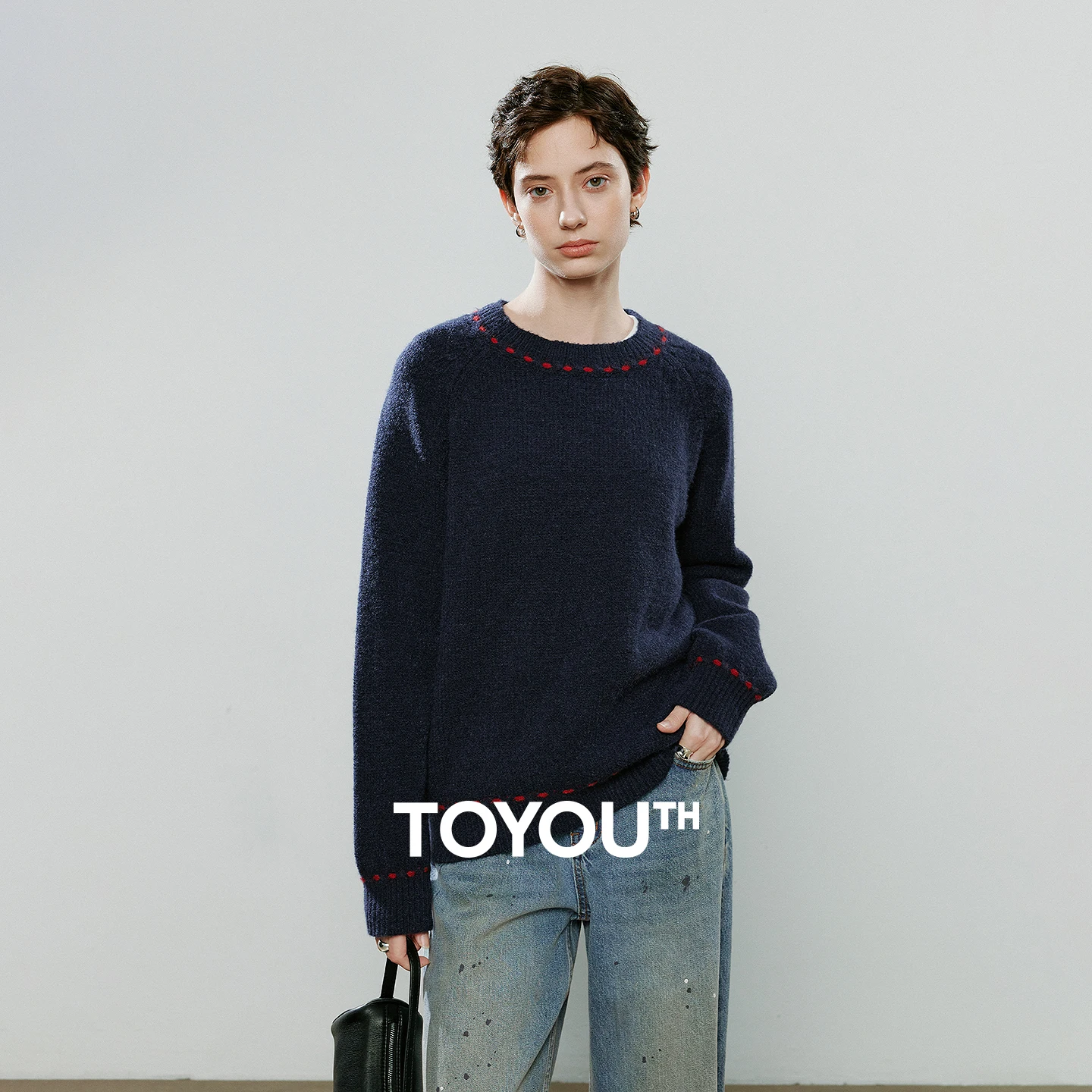

TOYOUTH Women Sweaters 2025 Winter NewAsymmetric Retro Navy Blue Crew Neck Loose Color-Block Arctic Fleece Knit Top