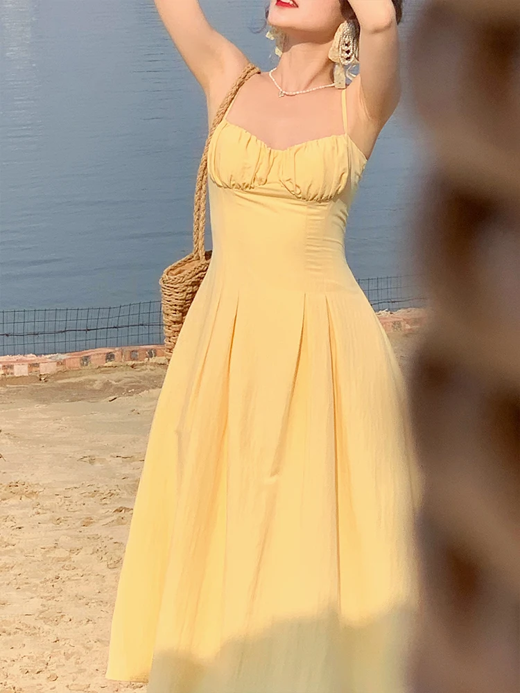 

Yuan Ying Vintage Small Batch Slimming Strap Dress Women's Size Built-In Chest Pad High Waist A-Line Skirt Commute Style