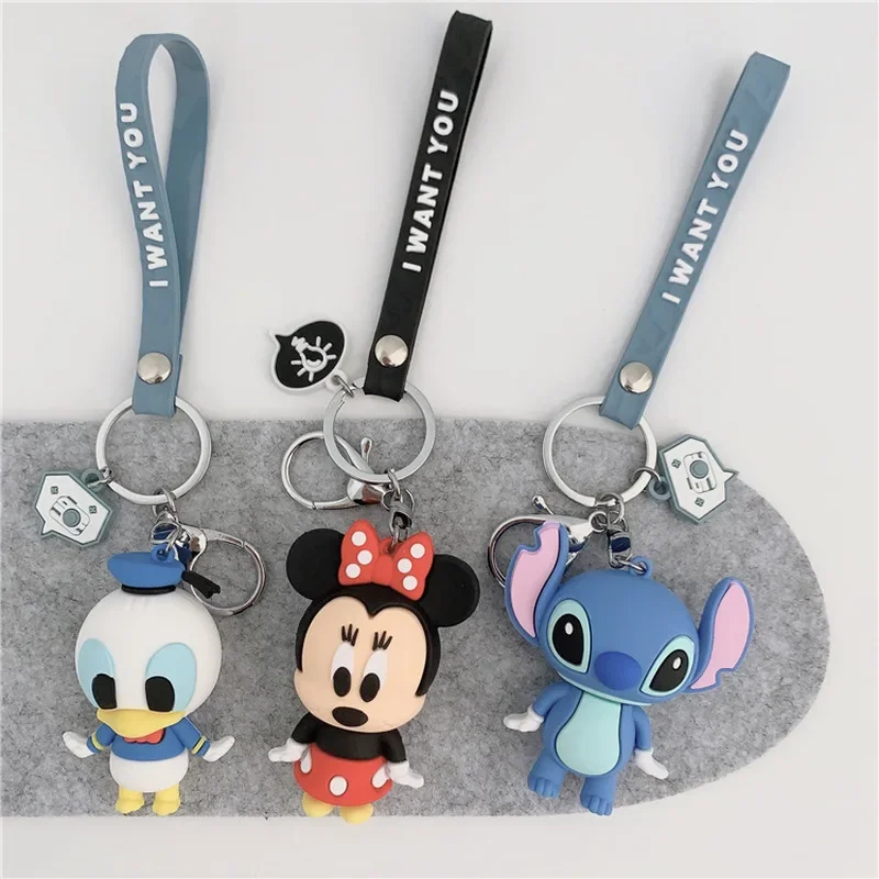 Porte-clés poupée Disney Mickey Mouse, sac à main de Couple, Anime, petit cadeau de voiture, Minnie Stitch Daisy, porte-clés mignon