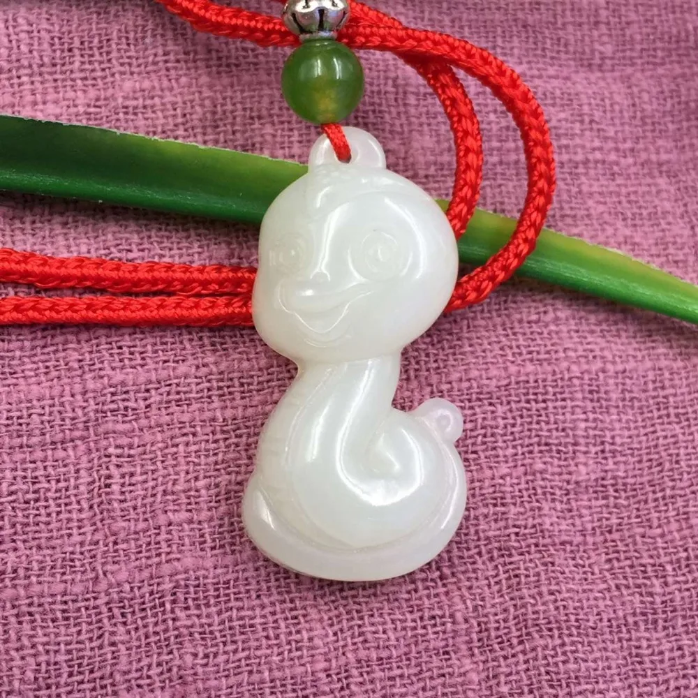 

Hetian Jade Snake Zodiac Pendant Gourmet New Cartoon Version Jewelry P0012