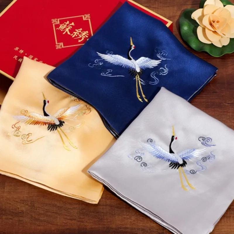 المرأة منديل الحرير اليد التطريز وشاح حريري مخصص هدية سوتشو الحرير مربع وشاح الرجال منديل