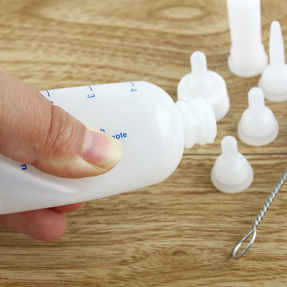 

60ml Pet Nursing Bottles Set Food Grade Material for Puppies Kittens Small Animals with Cleaning Brush Scale Measurement