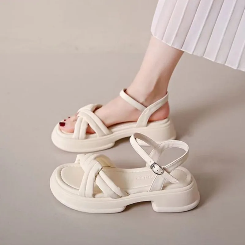 Sommer Frauen Gladiator Sandalen Mode Plattform Kreuz-zehe Schnalle Sandalen Bequeme Casual frauen Luxus Sandales