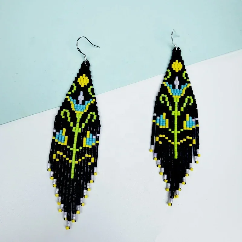 

2025 Handmade Bead Earring Tassel Originality Flowers Design Hand Knitting Bohemia Beaded Earrings for Women