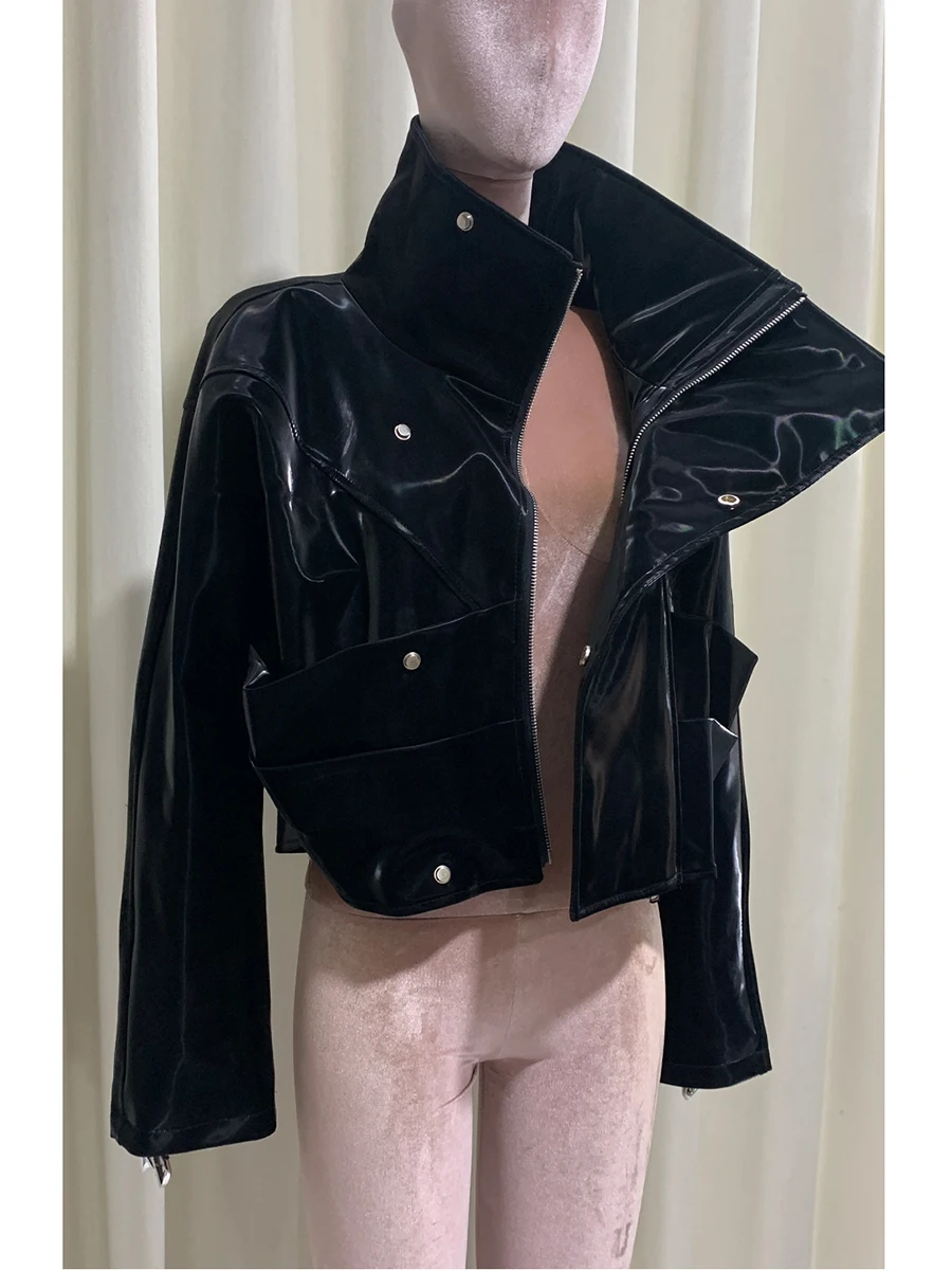 Autumn Cool Handsome Oversized Waterproof Windproof Quilted Warm Short Shiny Reflective Black Pu Leather Jacket Women Clothing