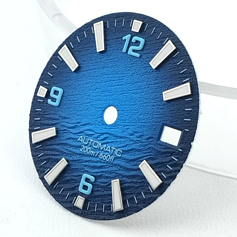 Hochwertiges 28,5-mm-Zifferblatt in Blau, passend für NH35-Uhrwerk, C3 grünes BGW9 blaues Leuchtzifferblatt, Uhrenteile und Zubehör. – Detail 2