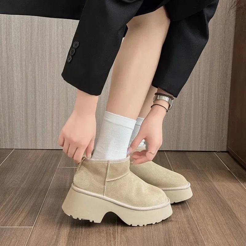 35-40 Winter Women Short Plush Warm Snow Boots Casual Shoes  New Suede Fur Chelsea Ankle Boots Flats Platform Ladies Shoes Botas image 3