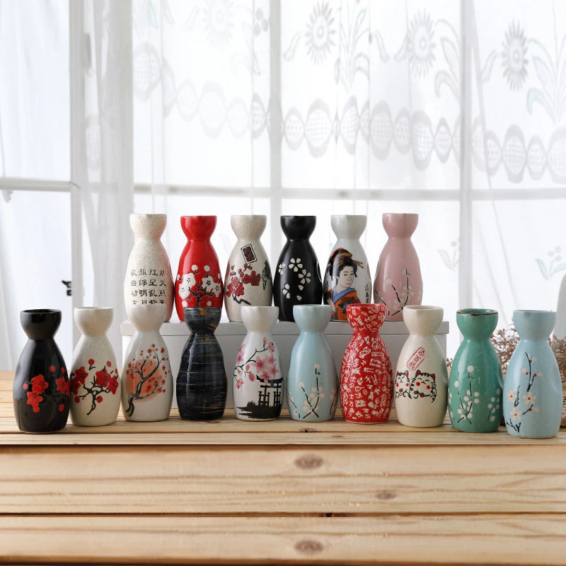 2 Pcs Ceramic Japanese Style Sake Drinkware Maneki Neko Sake Bottle 150ml Tokkuri Sakura Liquor Sake Dispenser Wine Bottle