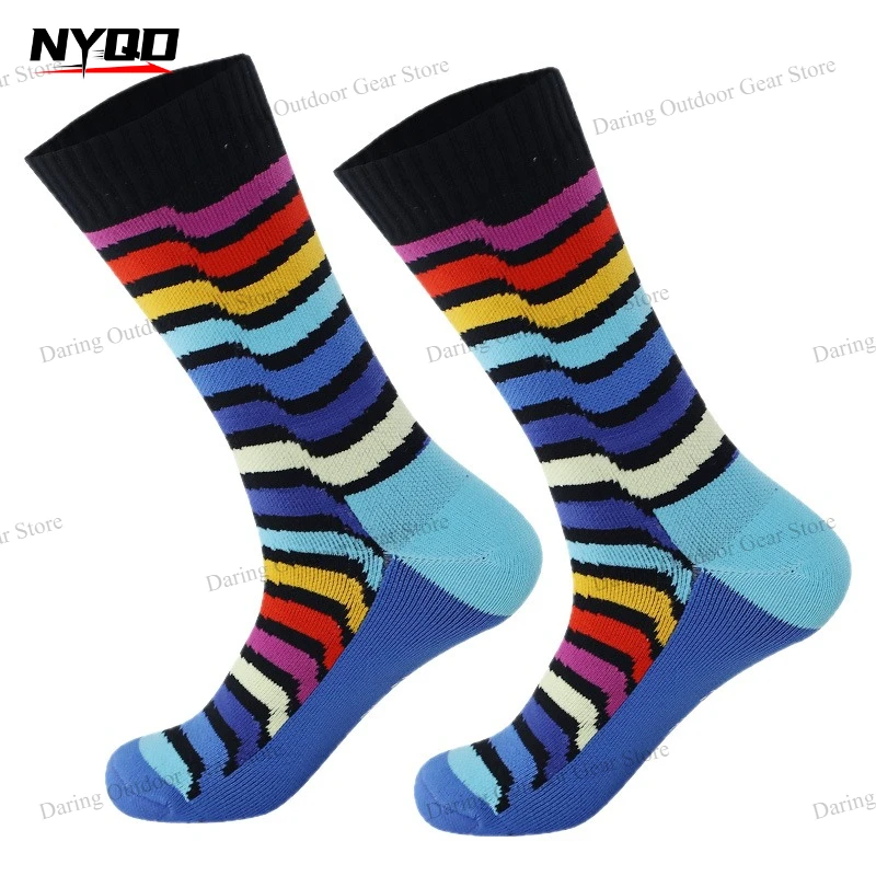 Mid Calf Waterproof Breathable Socks Men Women 3-Layer Membrane Hiking Wading Socks Windproof Warm Socks for Ski Cycling Camping view 5