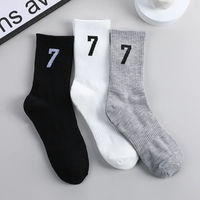 

Cotton Socks 7 Fashion Unisex Male Comfort Sports Sock Spring Solid Color Casual Women Socks Number Sox 2026 New