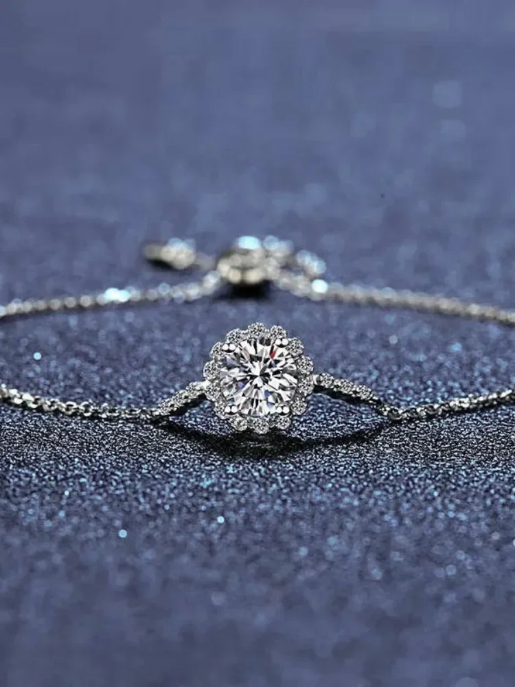 

Fashion Moissanite Charm Bracelet High Quality S925 Silver Round 1ct 8H8A Cut D Color Moissanite Bracelet For Women Luxury Jewel