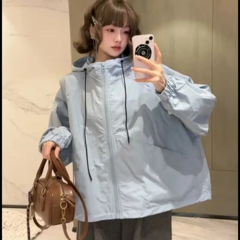 

Розовая розовая рабочая одежда, женская маленькая куртка, новинка 2025, осенняя новая модная куртка с капюшоном