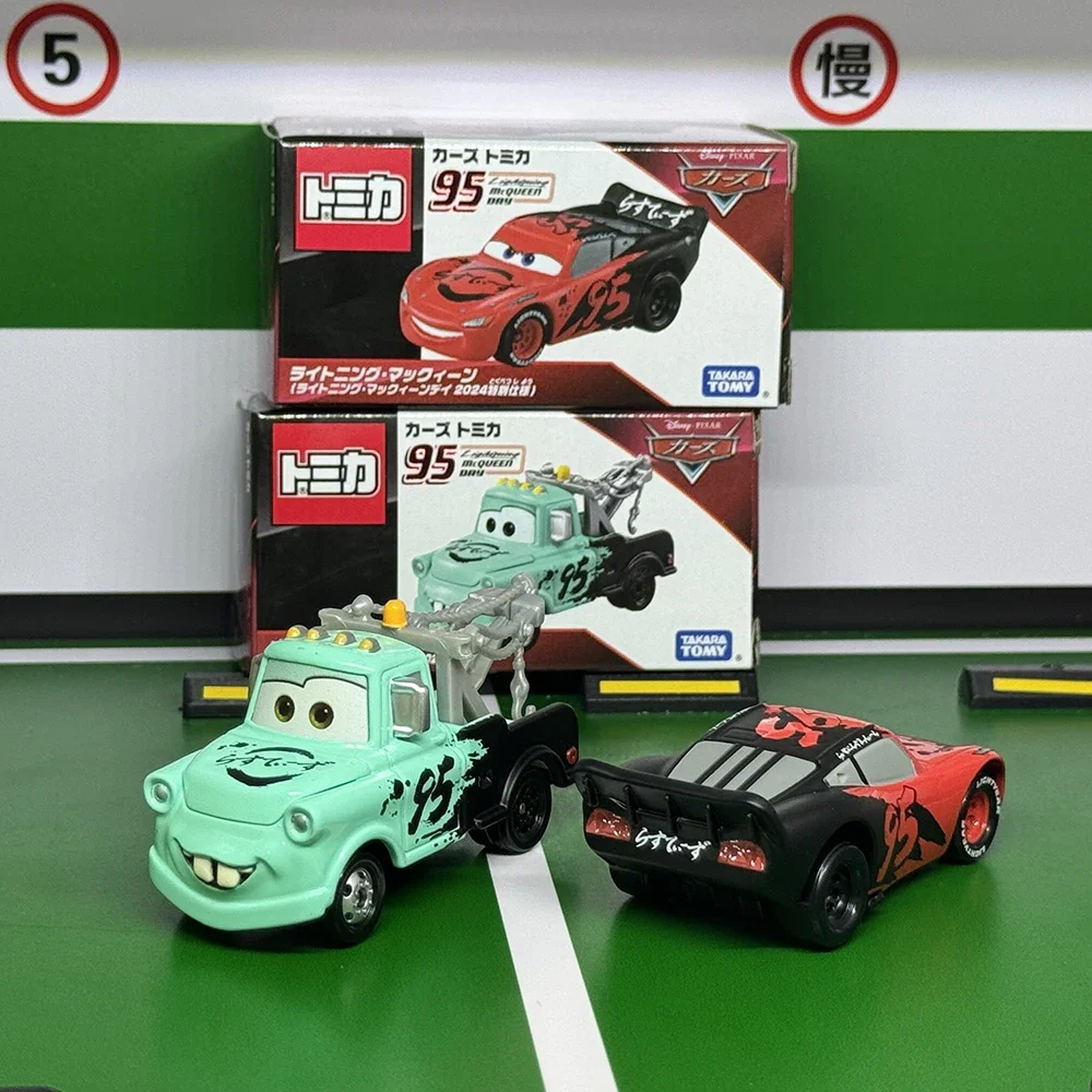 TAKARA TOMY Tomica Disney Lightning McQueen 2024 Special Edition Legierung Spielzeug Motor Druckguss Metall Modell Geschenk