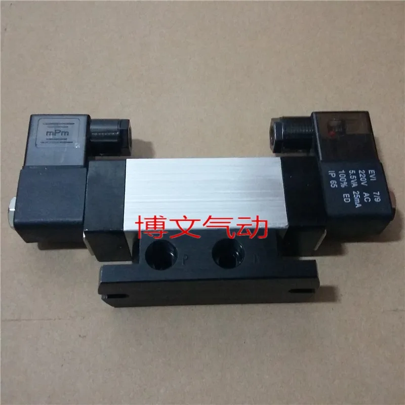 Q24D2B-08 Two-bit four-way double electronically controlled reversing spool valve Q24D2B-8 Q24D2B-8C