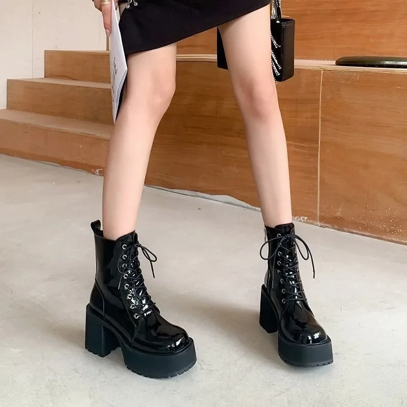 Thick Bottom Platform Shoes Fall Winter 2023 Block High Heels Leather Short Ankle Boots for Women Black Beige Motorcycle Botines