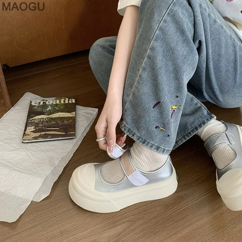Women's Round Toe White Shoes Buckle Straps Thick Bottom Casual Shoes Chunky Sole Height Increasing Sneakers Daily Footwear view 2
