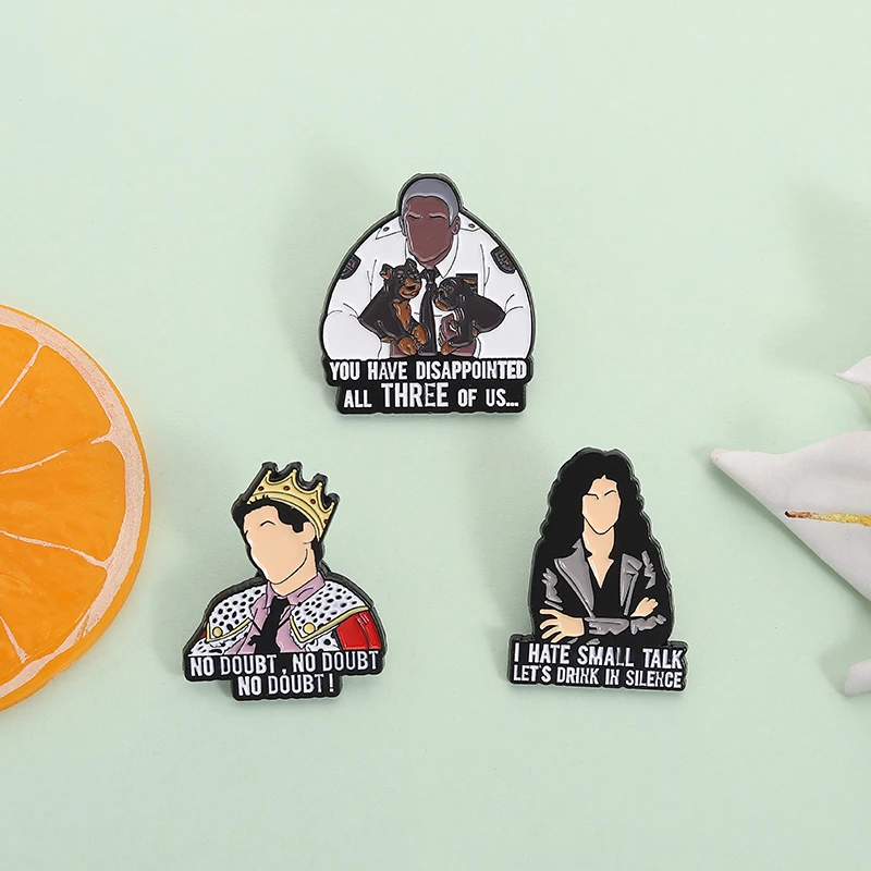 التلفزيون المسرحية الهزلية المينا دبابيس شخصيات كرتونية روزا دياز الكابتن راي هولت شريف الخطوط الكلاسيكية دبابيس شارة التلبيب مجوهرات هدايا