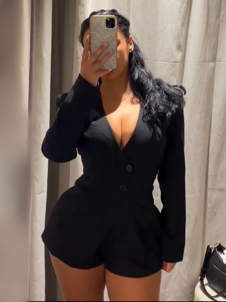 HH امرأة الموضة قصيرة السترة بذلة المرأة السوداء مثير الخامس الرقبة طويلة الأكمام جيب أزرار الديكور بذلة الشارع عادية