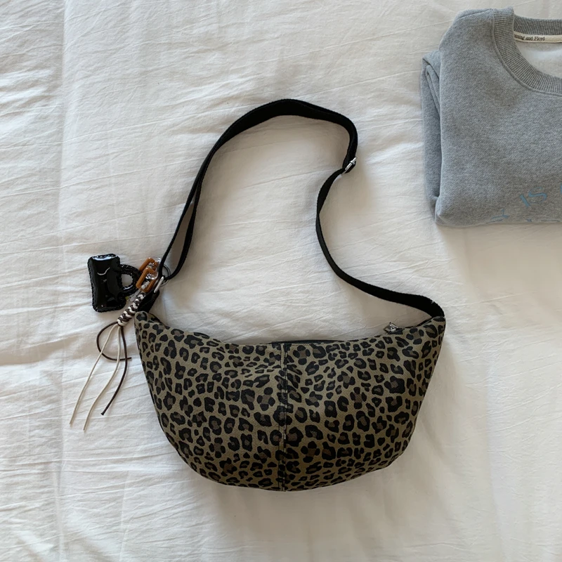 

Hot Sale Solid Versatile Casual Sweet Shoulder Bags 2025 High Quality Suede Leopard Ladies Bag Large Capacity Commuting Handbags