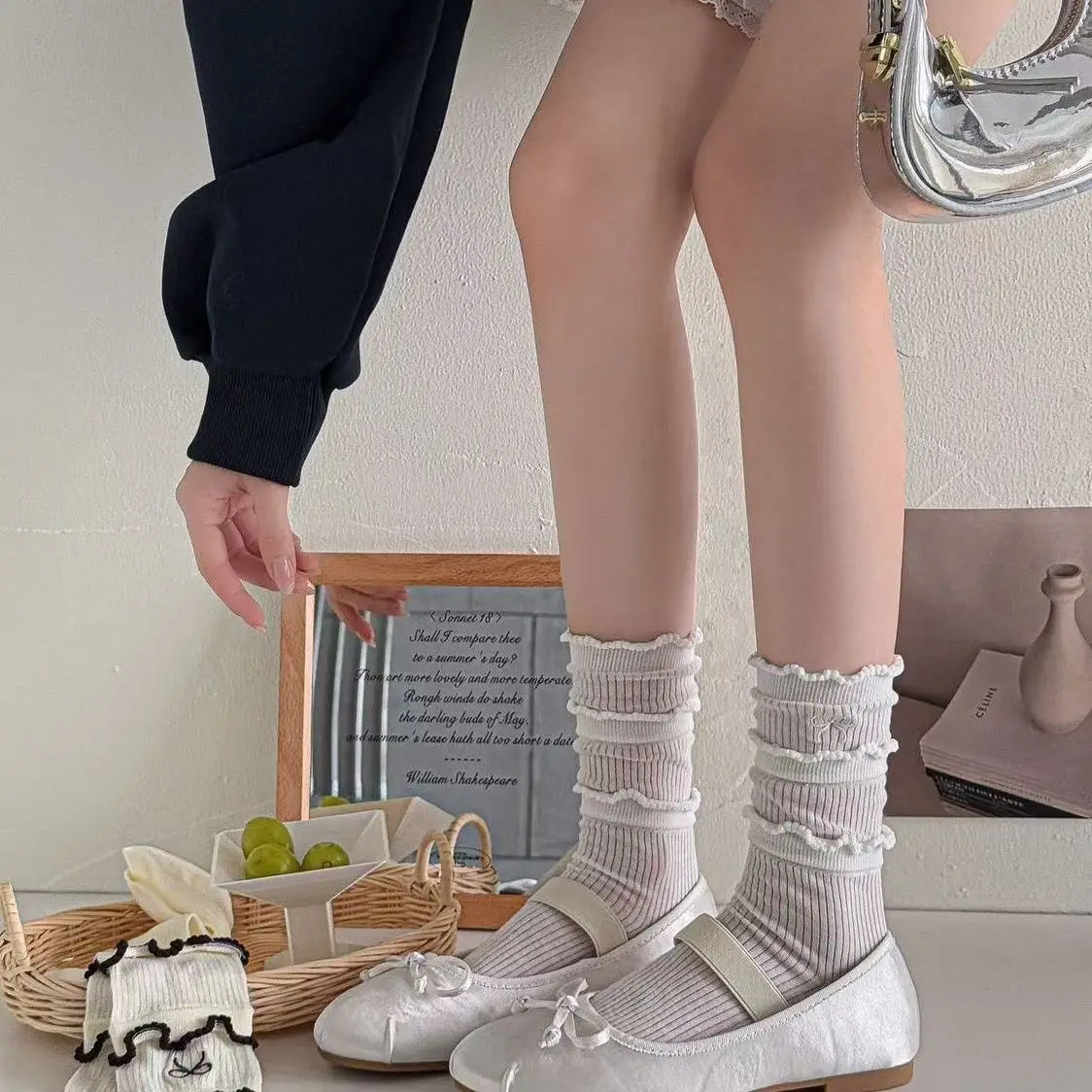 Sweet Lolita Women Frilled Ruffle Edge Stackable Socks Mini Bow Embroidery Girls Mid Calf Socks Mary Jane Shoes Matching Hosiery