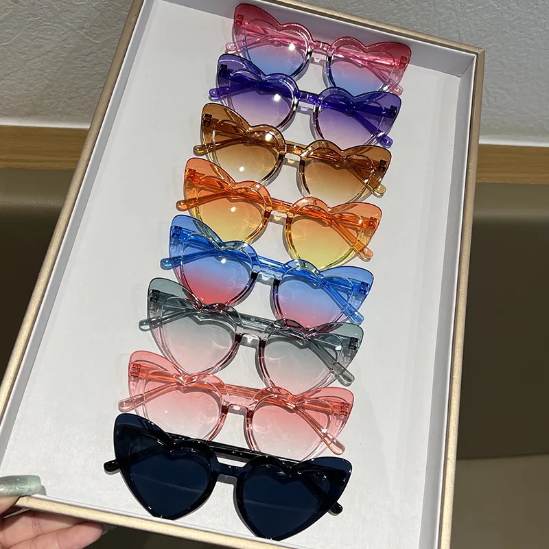 الحب على شكل قلب النظارات الشمسية النساء إطار كبير أزياء لطيف مثير الرجعية القط العين خمر نظارات شمسية UV400 حماية للجنسين النظارات