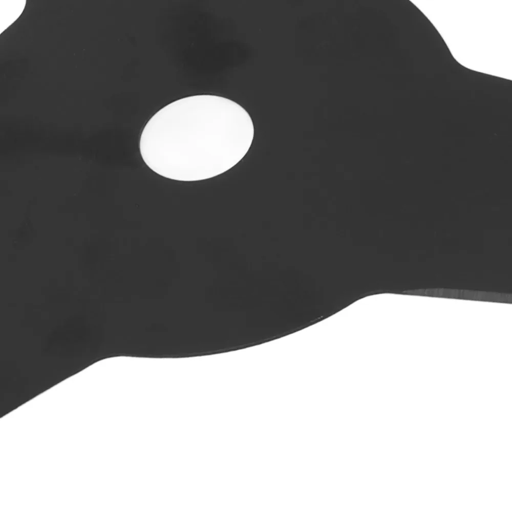 2PCS Durable Black Brush Cutter Blade Manganese Steel Center Hole Trimmer Head Blade Universal Sharp Weed Trimmer Blade