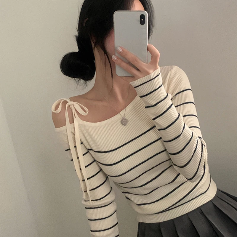 Sweet Off-the-shoulder Striped Tops Women Spring Autumn Casual Irregular Knitted Pullover