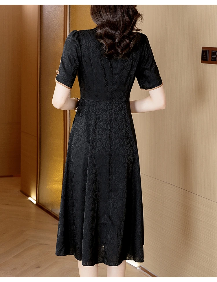 2023 Summer New Women's Silk Satin Short Sleeve Dress V-Neck Retro Print Waist Shrinking Large Swing Long Dress Robe