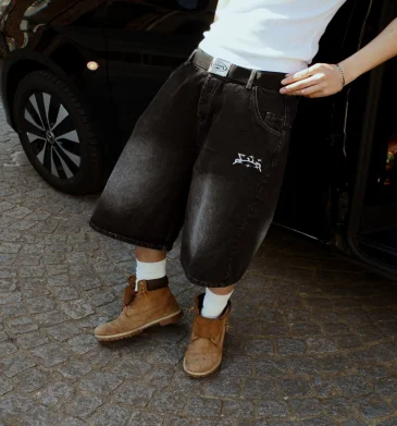 

American retro fashion washing denim men's and women's jeans summer new casual simple high waist loose wide-leg straight pants