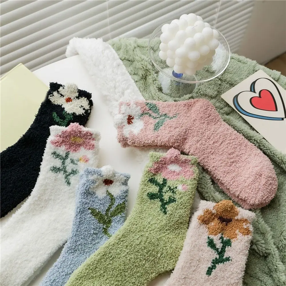

6Pairs Soft Thickened Coral Fleece Socks Flower Winter Floor Socks Sleeping Hosiery Warm Socks Women Autumn