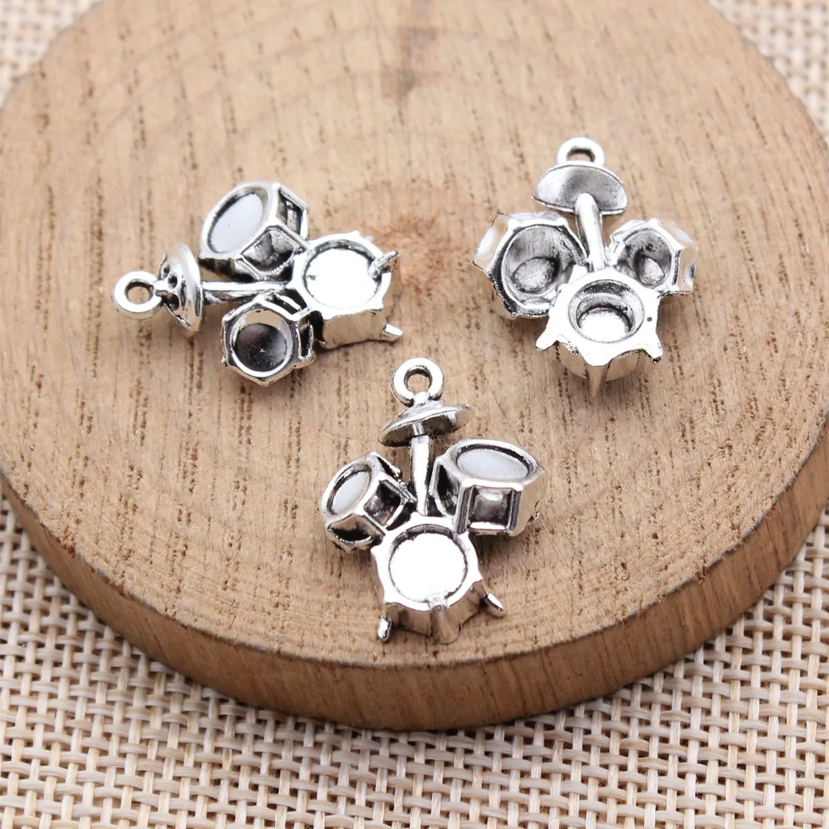 WYSIWYG 10pcs 20x16x6.2mm Antique Silver Color Musical Instruments Drum Charms For DIY Jewelry Making