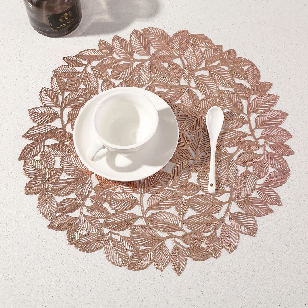 Set Di 6 Tovagliette Tonde E Sottobicchieri Oro Con Intaglio, Antiscivolo E Antigraffio Per Tavoli