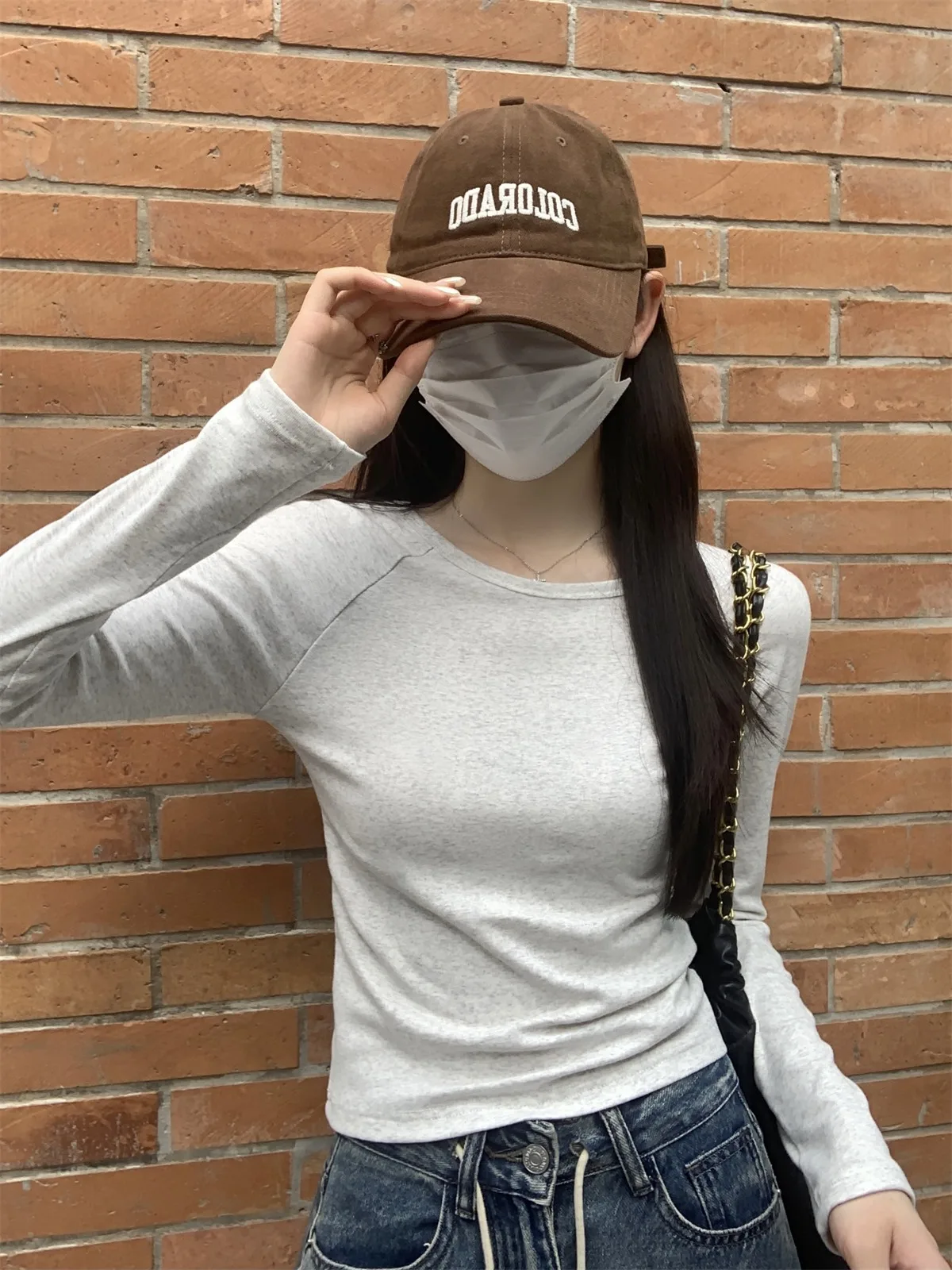 Cseta fena de manga crida, slim fit, gola redonda, design de inserção de ombro, cor sólida, camada base, mistura de...