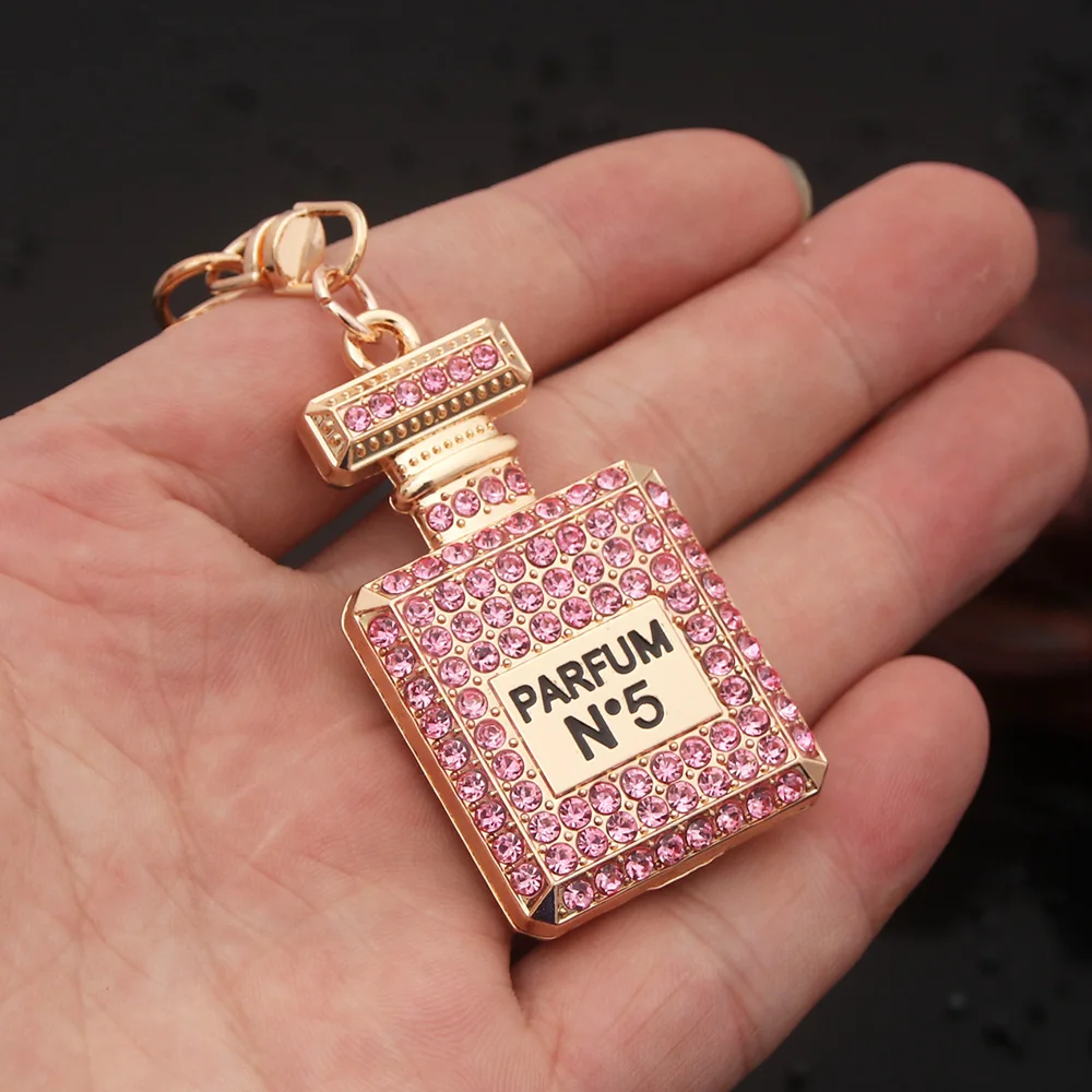 Fashion Creative Rhinestone Butterfly Perfume Keychain Hip Hop Cuban Necklace No. 5 Pendant for Women Elegant Holiday Jewelry