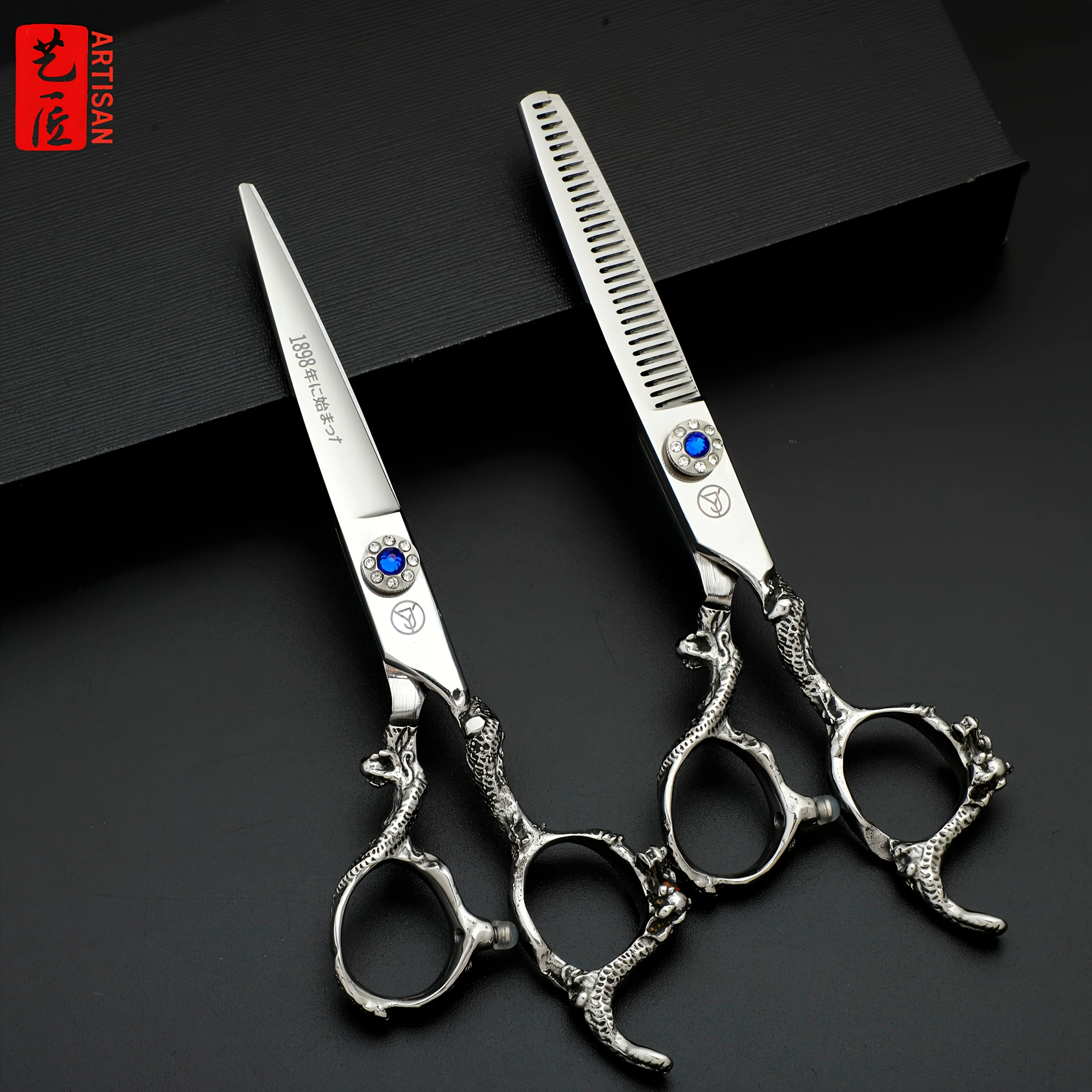 Silver dragon-handled hair scissors, crafted to ensure durability and sharpness, can stay sharp for a long time